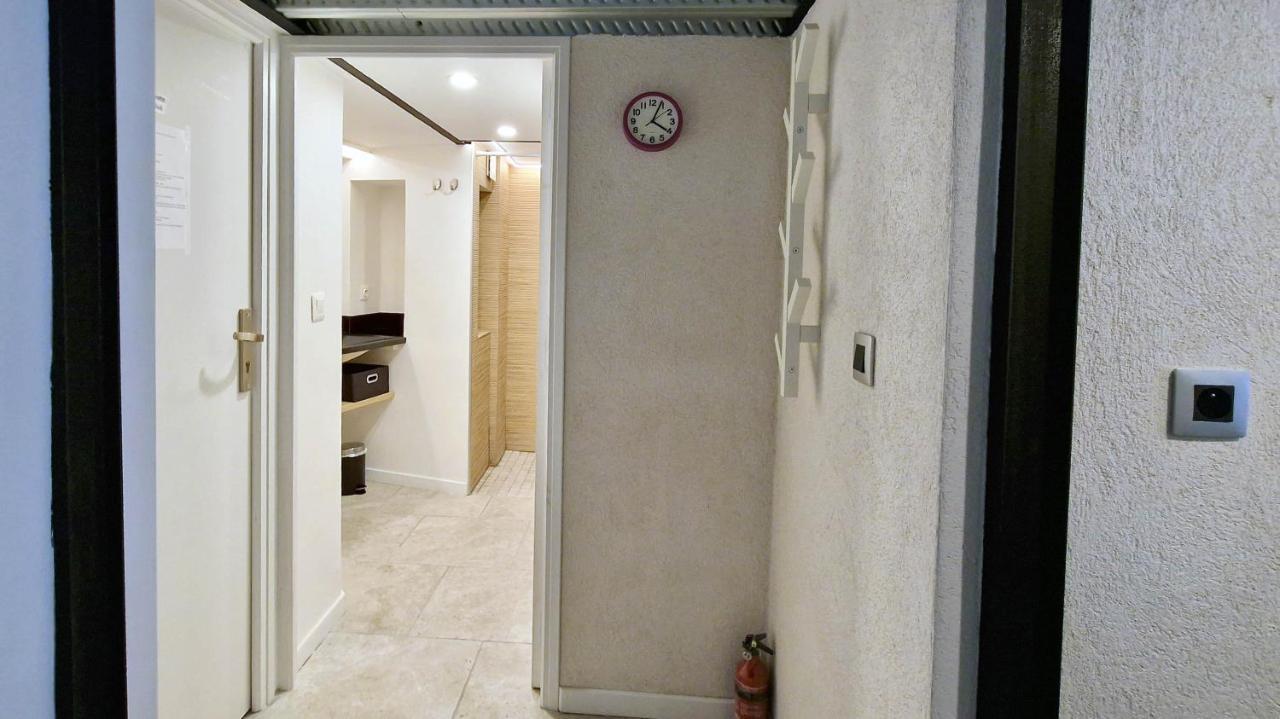 Tres Joli Loft Au Coeur De Appartamento Nizza